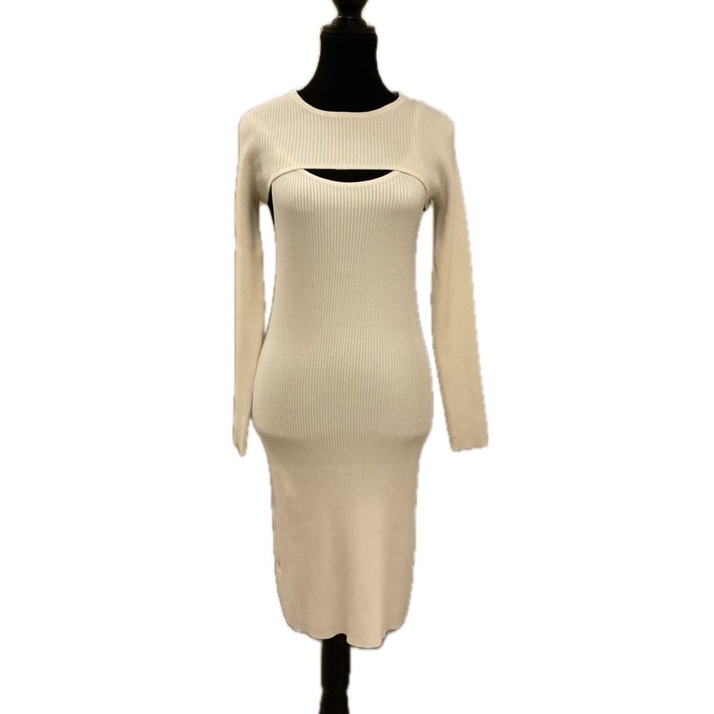 House of Harlow 1960 Off White sleeveless sweater dress with topper.